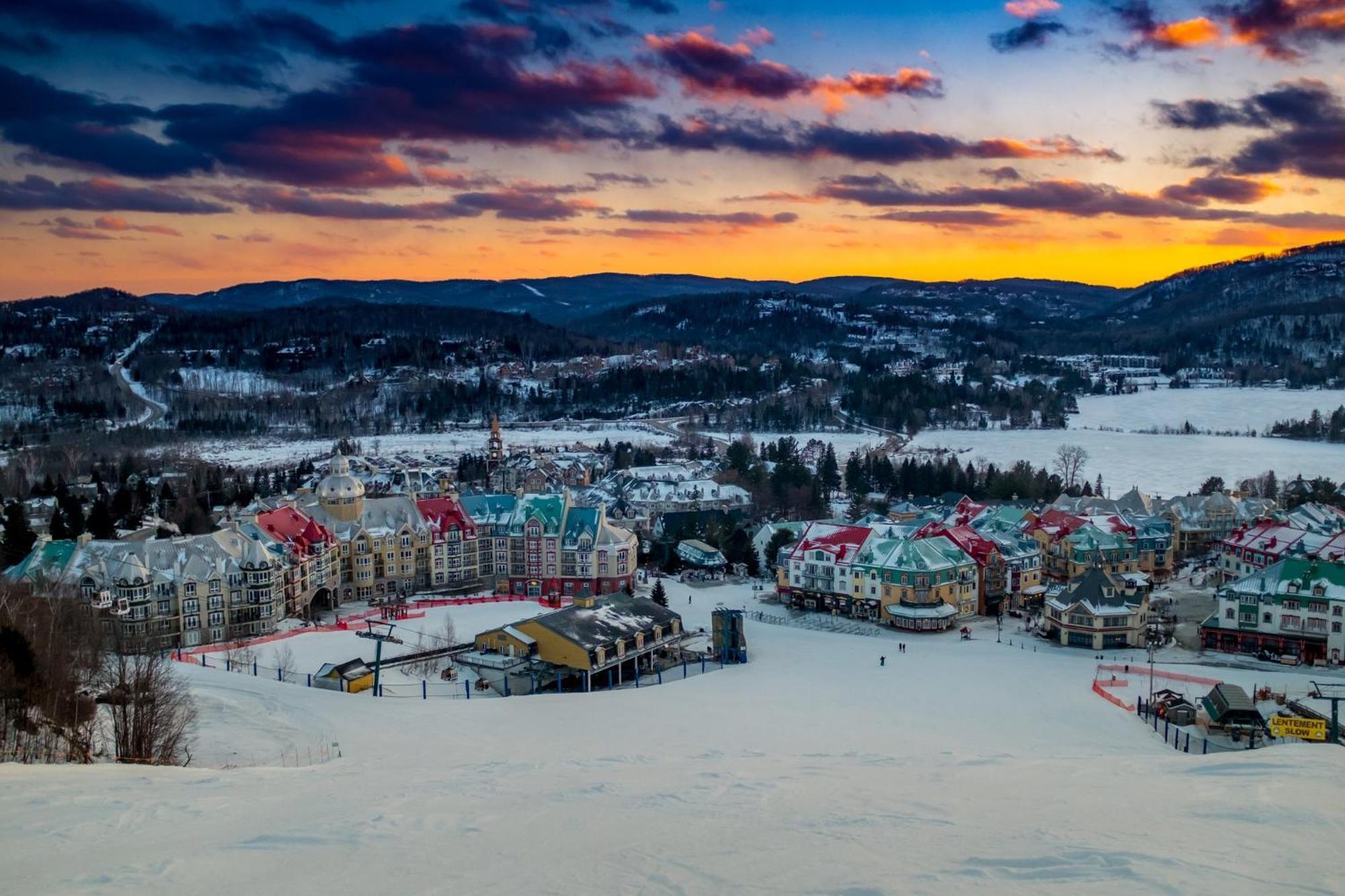 Holiday Inn Express & Suites Tremblant By Ihg Монт-Тремблант Екстериор снимка