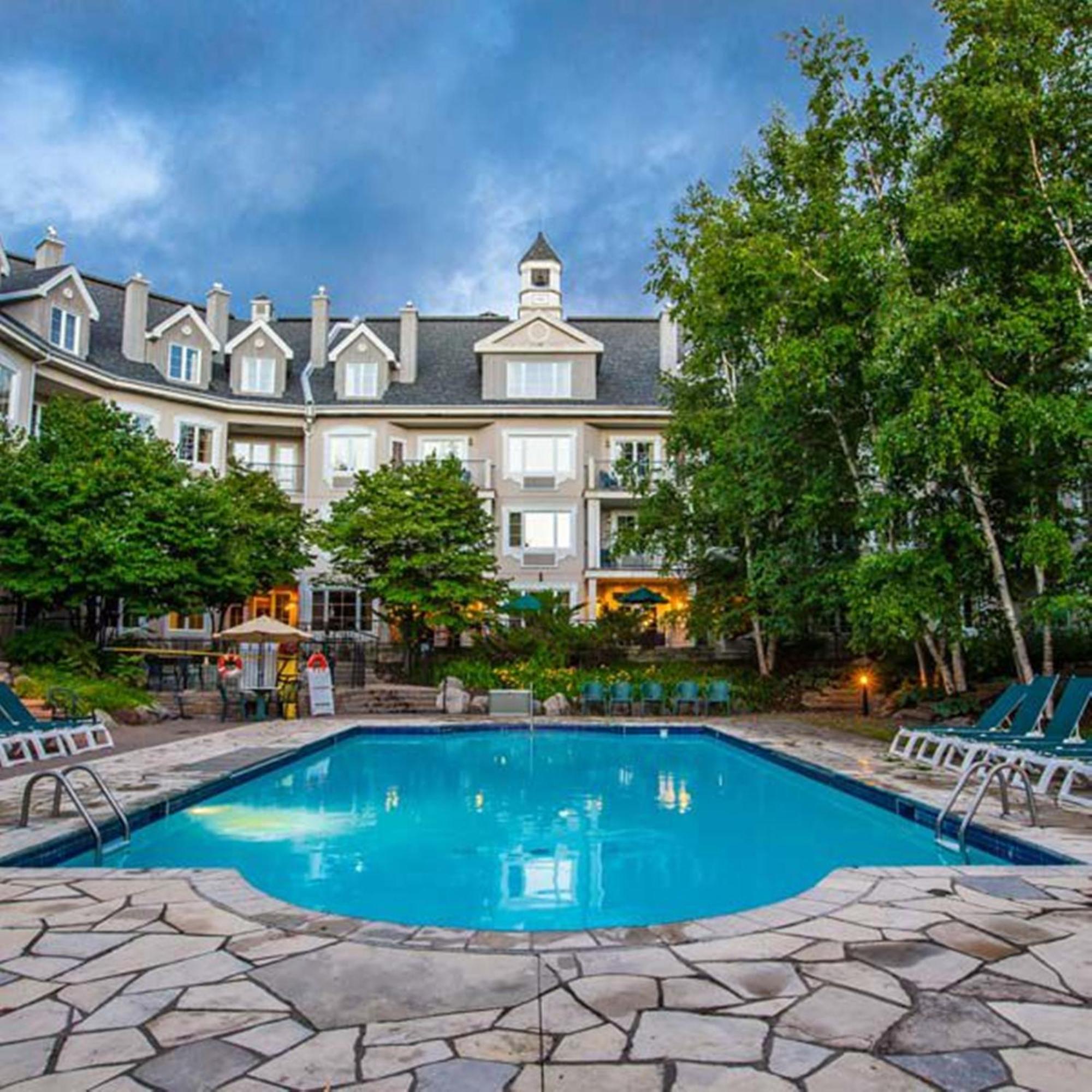 Holiday Inn Express & Suites Tremblant By Ihg Монт-Тремблант Екстериор снимка