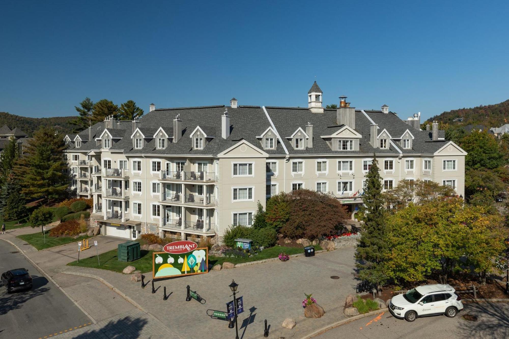 Holiday Inn Express & Suites Tremblant By Ihg Монт-Тремблант Екстериор снимка